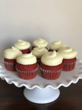 Load image into Gallery viewer, Red Velvet Cupcakes