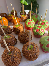 Load image into Gallery viewer, Caramel Apples